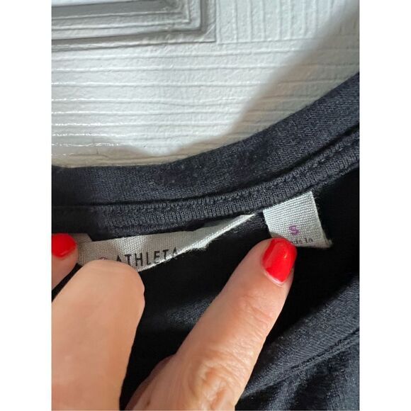 Athleta Womens Black Slant Hemline Blouse Size Small - Picture 2 of 4